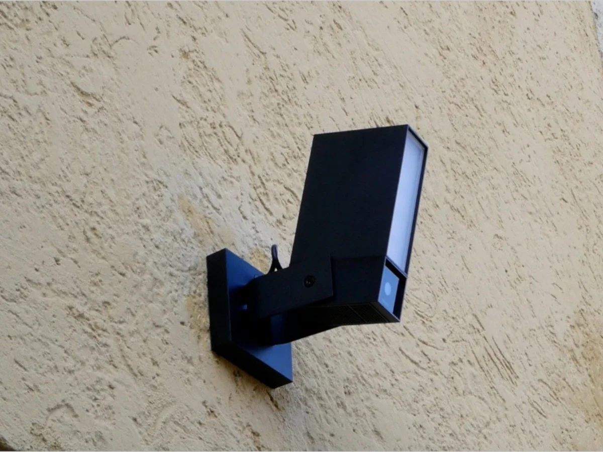 Netatmo Смарт-камера для улицы с ИИ и прожектором