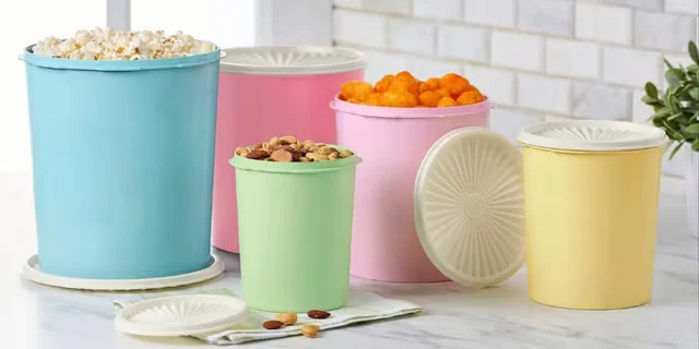 Amazon Продает Контейнеры Tupperware, Идеальные для "Любителей Винтажного"